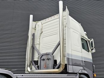 FH400 4X2 / SPECIAL / SHOWTRUCK